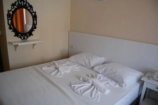 Standart Oda, Kara Manzaralı, Balkonlu