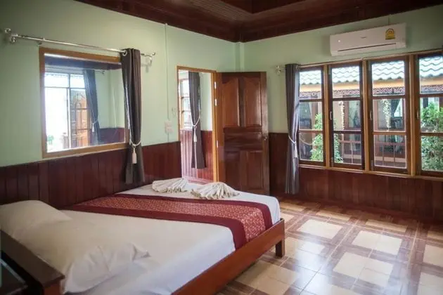 Family Room (2 Bedroom)