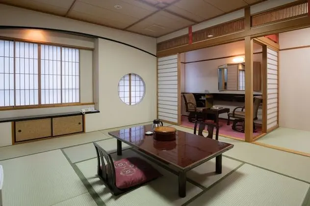Traditional Oda, Liman Manzaralı (South Building, Large Japanese Style)