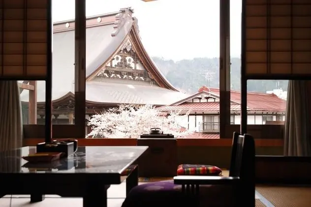 Traditional Oda, Nehir Manzaralı (Japanese Style, Seika)