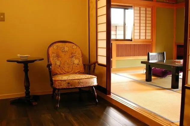 Traditional Oda, Nehir Manzaralı (Japanese Style, Seika)