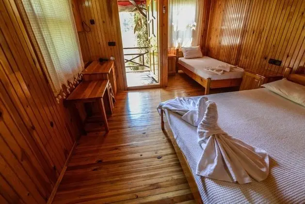 Standart Ahşap Oda