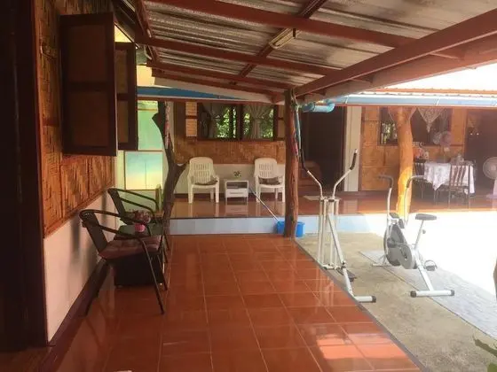 Standard Double Room with Shared Bathroom
