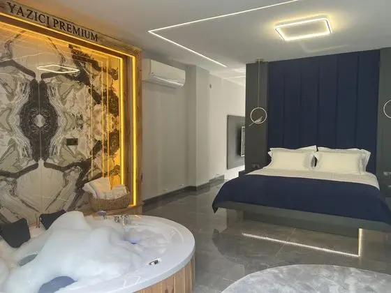 Premium Havuzlu Villa 1