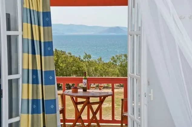 Stüdyo, Deniz Manzaralı