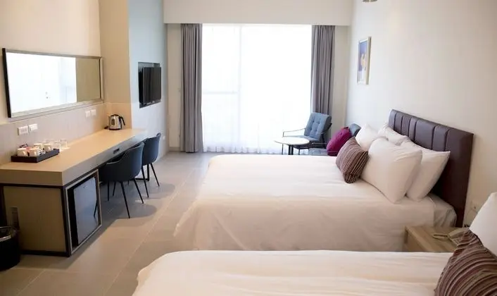Standard Dört Kişilik Oda, 2 Çift Kişilik Yatak, Balkon, Denize Bakan
