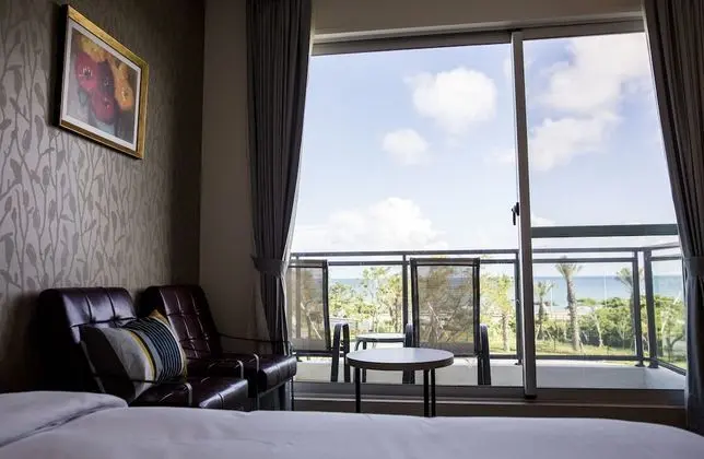 Standard Dört Kişilik Oda, 2 Çift Kişilik Yatak, Balkon, Denize Bakan