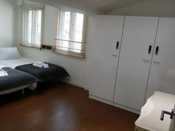 S-Triple Room