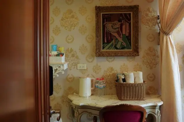 Üç Kişilik Oda (4F)
