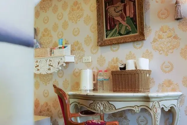 Üç Kişilik Oda (4F)