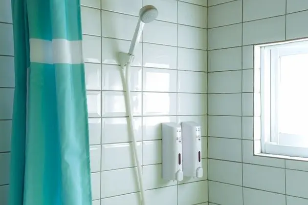 Üç Kişilik Oda (4F)