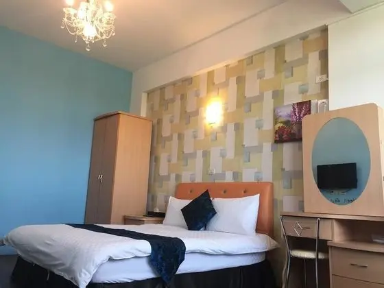 Tek Büyük Yataklı Oda