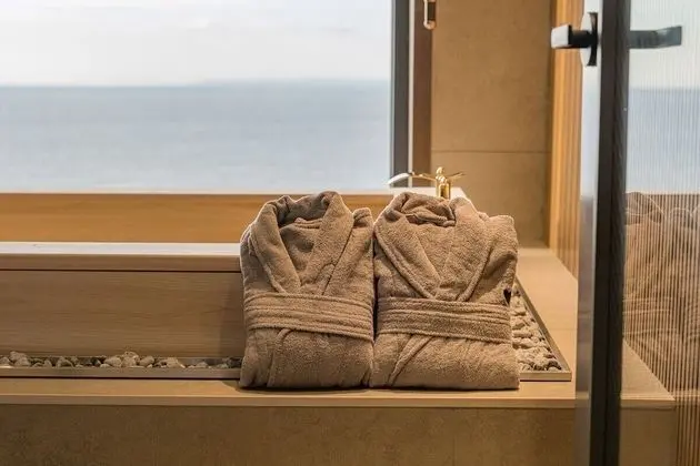 [Free Breakfast for 2] Ocean Suite Double