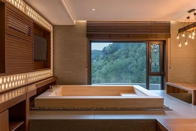 [Free Breakfast for 2] Premier Suite