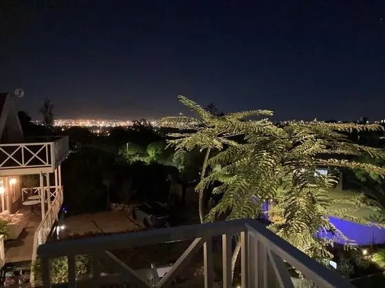 Exclusive Tek Büyük Yataklı Oda, 1 En Büyük (King) Boy Yatak, Kısmi Deniz Manzarası (Red)