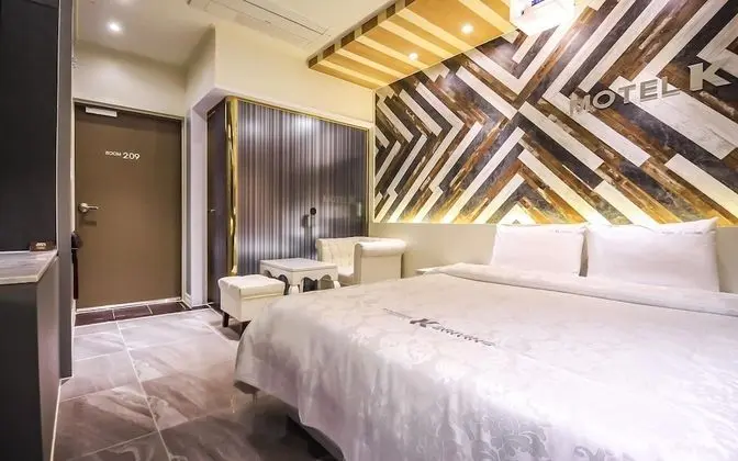 Oda (Cinema (Non-Smoking Room))