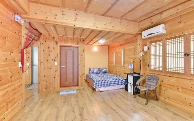 Oda (Clear Water Room7)