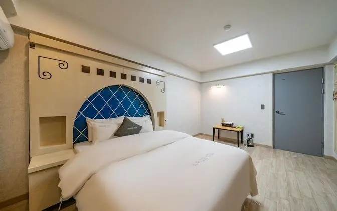 Oda (Standard-Business (Sauna Netflix Avai)