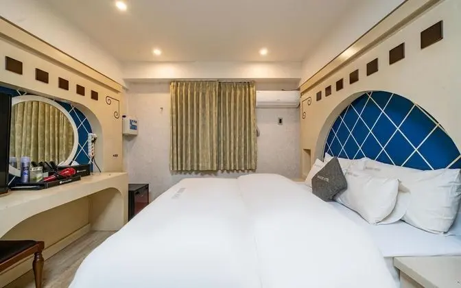 Oda (Standard-Business (Sauna Netflix Avai)