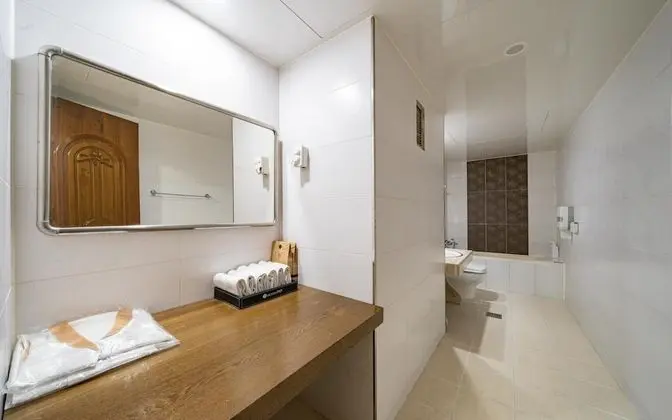 Oda (VIP-Suite Twin (Sauna Netflix Availab)