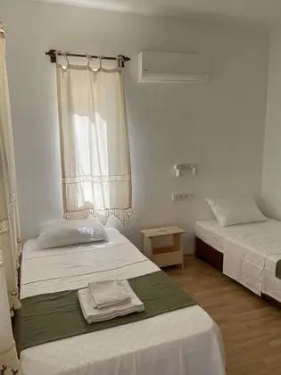 Aile Odası, Bahçe Manzaralı, Bahçe Katı