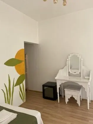 Aile Odası, Bahçe Manzaralı, Bahçe Katı