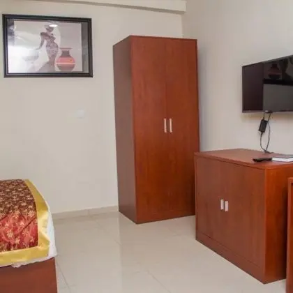 Standard/Single Room