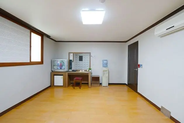 Oda (Korean style_Ondol)