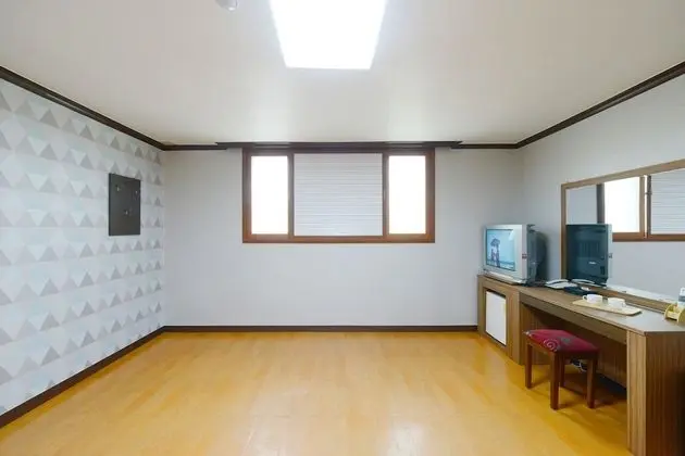 Oda (Korean style_Ondol)