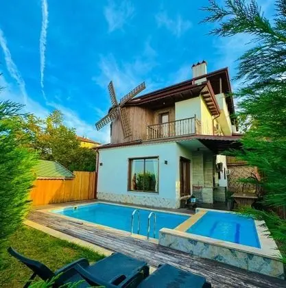 https://images.odamax.com/img/1024x768/odamax/image/upload/Villa_Yel_De_irmeni_202603192357283_WhatsApp_G_rsel_2023_10_23_saat_12_33_06_180a9dcf.jpg