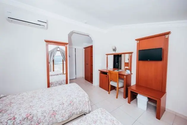 Standard Tek Büyük veya İki Ayrı Yataklı Oda, Bahçe Manzaralı