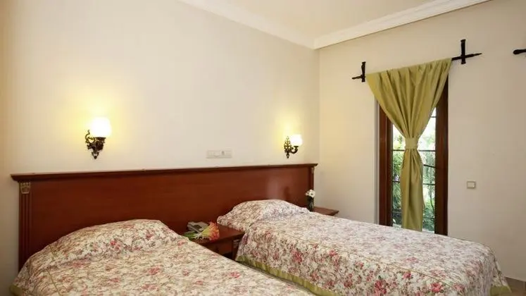 Standart Oda Bahçe Manzaralı