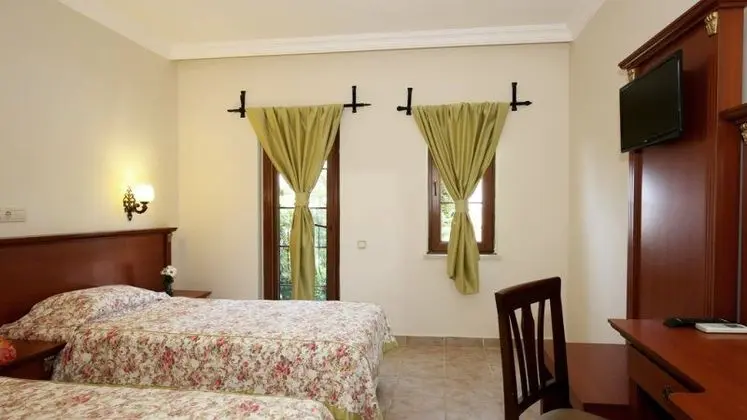 Standart Oda Bahçe Manzaralı