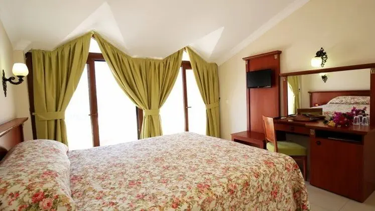 Standart Oda Bahçe Manzaralı