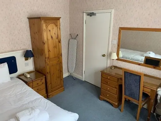 Standard Tek Kişilik Oda, Banyolu/Duşlu