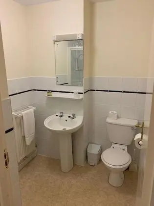 Standard Tek Kişilik Oda, Banyolu/Duşlu