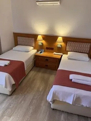 Çift Kişilik, Şehir Manzaralı