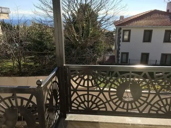 3 Nolu Balkonlu Daire