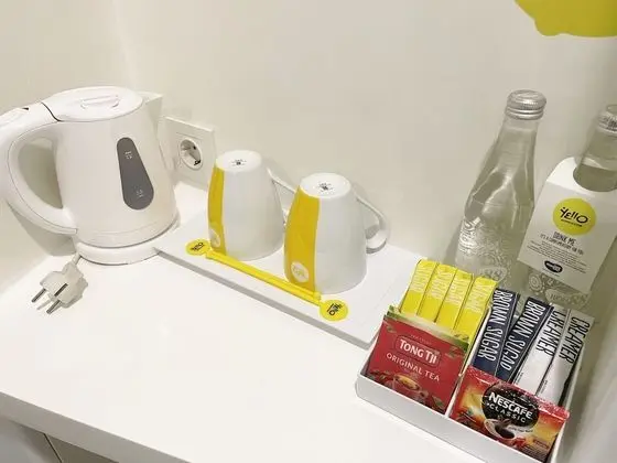 Tek Büyük veya İki Ayrı Yataklı Oda, Şehir Manzaralı (YELLO)