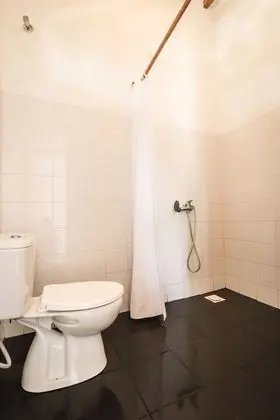 Traditional Tek Büyük Yataklı Oda