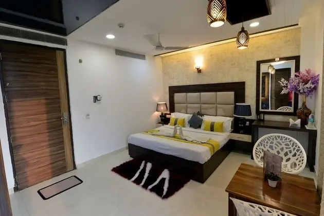 Deluxe Oda, 1 En Büyük (King) Boy Yatak, Engellilere Uygun, Şehir Manzaralı