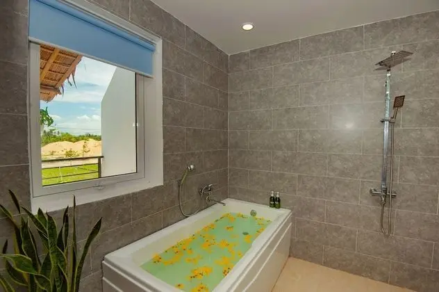 Deluxe Villa, Nehir Manzaralı