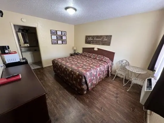 Standard Tek Kişilik Oda, Sigara İçilebilir