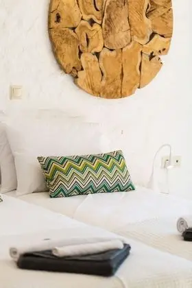 Yellow Dream Villa 1