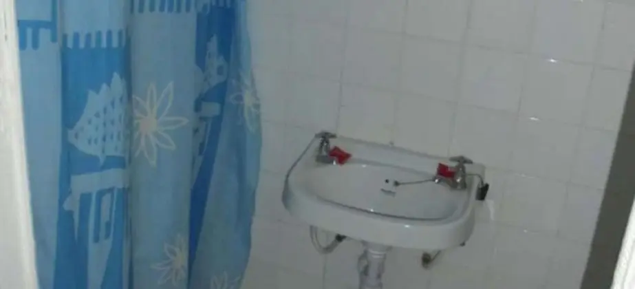 Üç Kişilik Oda