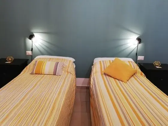 Tek Büyük veya İki Ayrı Yataklı Oda