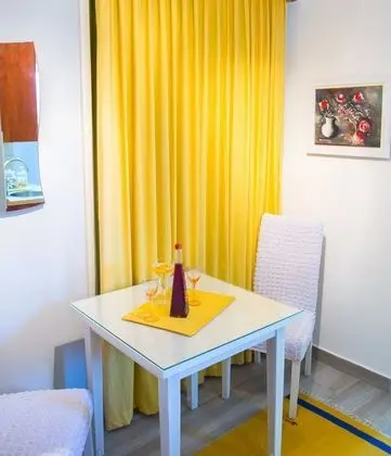 Stüdyo, Balkon
