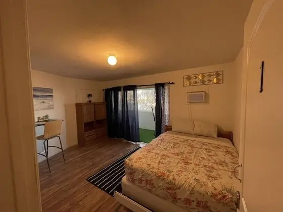 Basic Tek Büyük Yataklı Oda, 1 Büyük (Queen) Boy Yatak, Balkon, Şehir Manzaralı