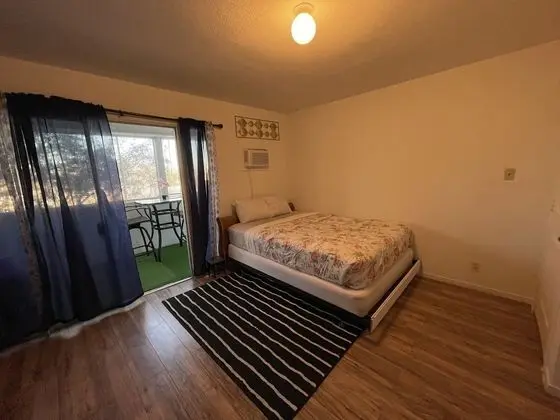 Basic Tek Büyük Yataklı Oda, 1 Büyük (Queen) Boy Yatak, Balkon, Şehir Manzaralı