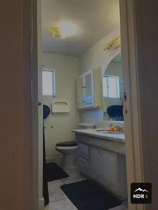 Basic Tek Büyük Yataklı Oda, 1 Büyük (Queen) Boy Yatak, Ortak Banyo, Şehir Manzaralı